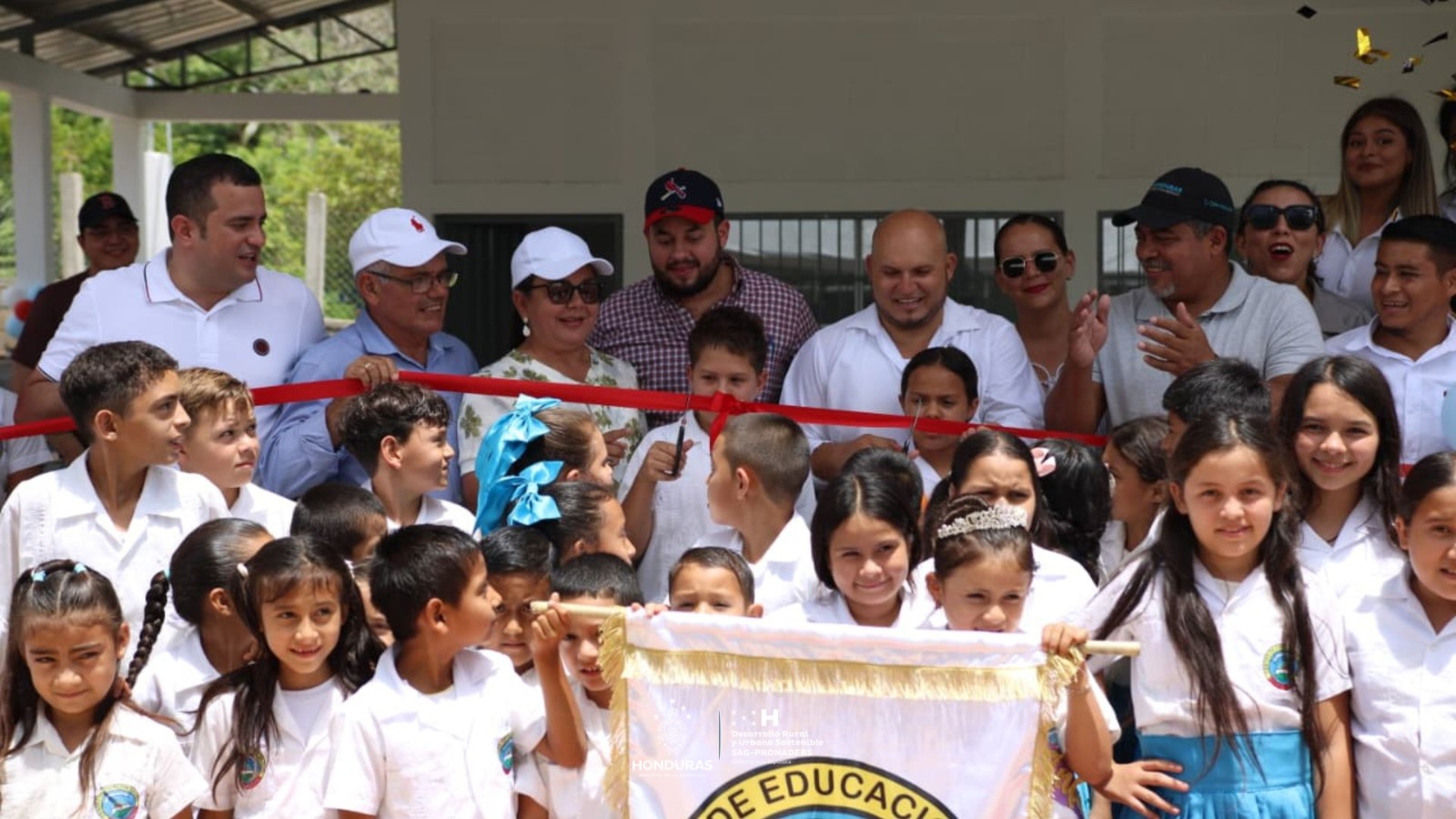 Gobierno inaugura comedor infantil en El Robledal, Santa Bárbara y garantiza alimentación digna a ...
